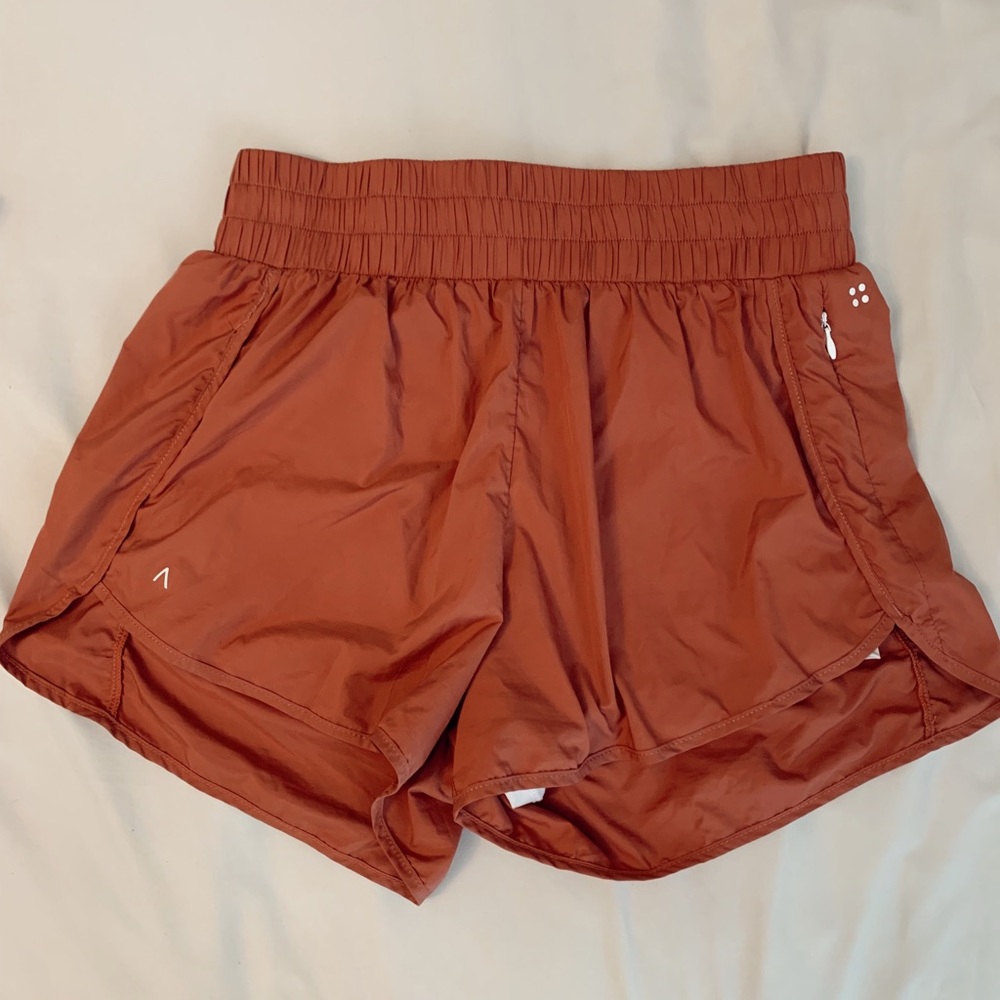 Acta high waisted shorts